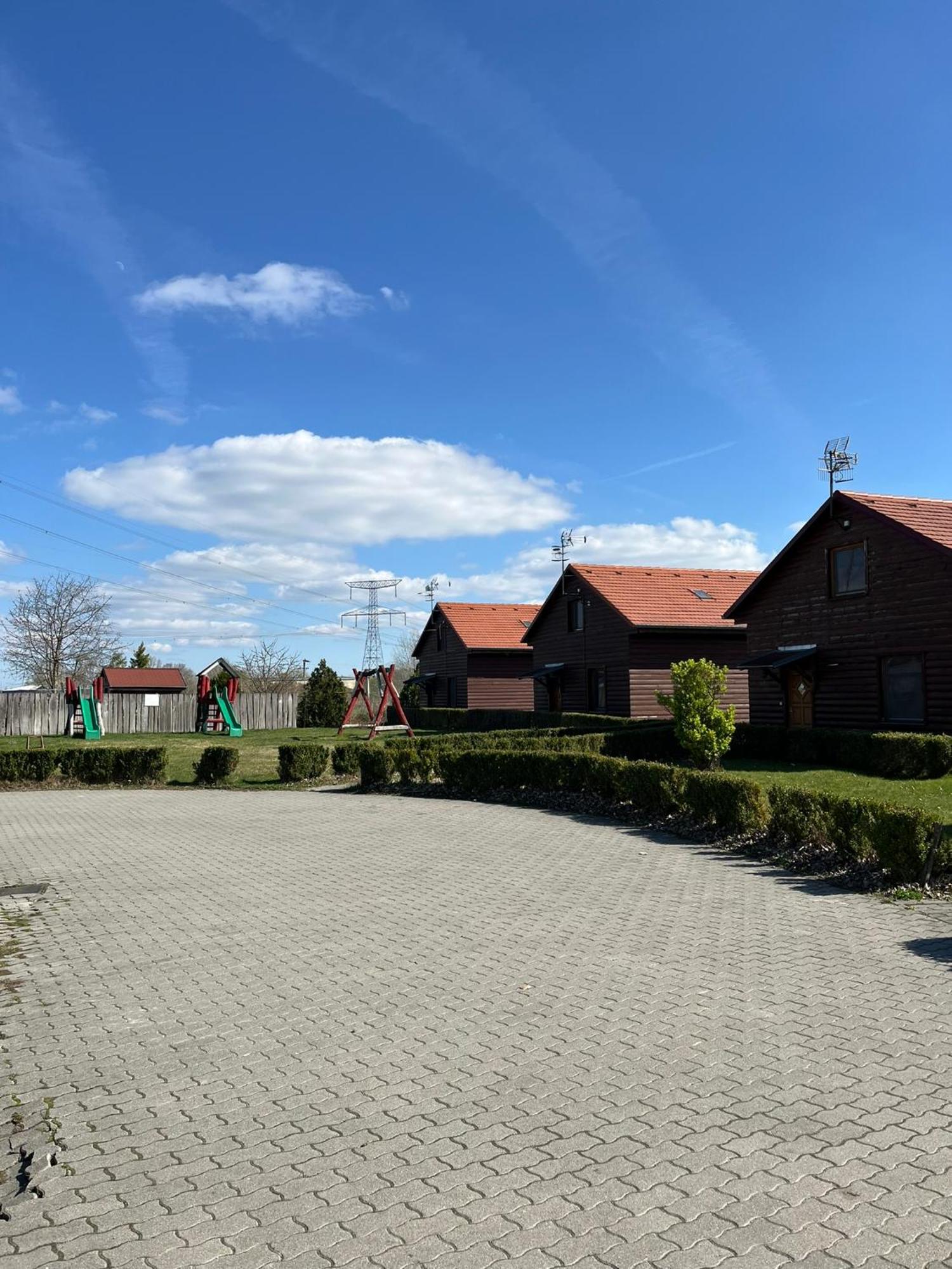 Nimrod Apartman Gabcikovo Экстерьер фото